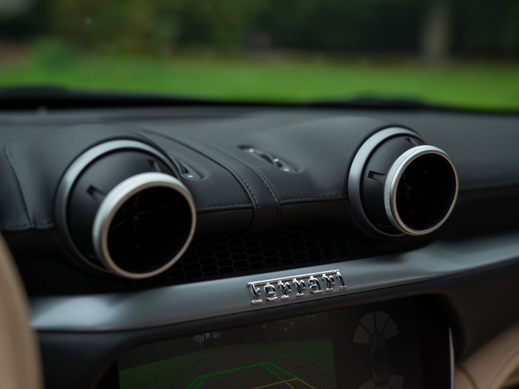 Ferrari Portofino 2023