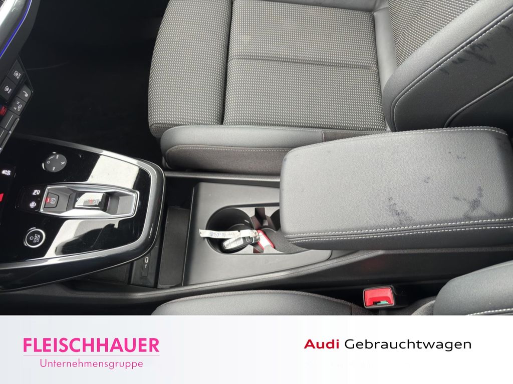 Audi Q4 2022