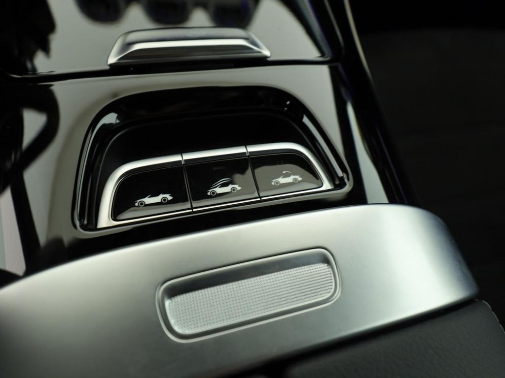 Mercedes-Benz CLE 200 2025