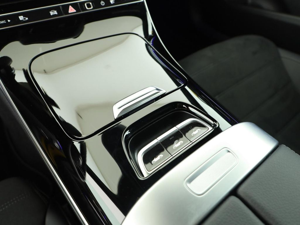 Mercedes-Benz CLE 200 2025