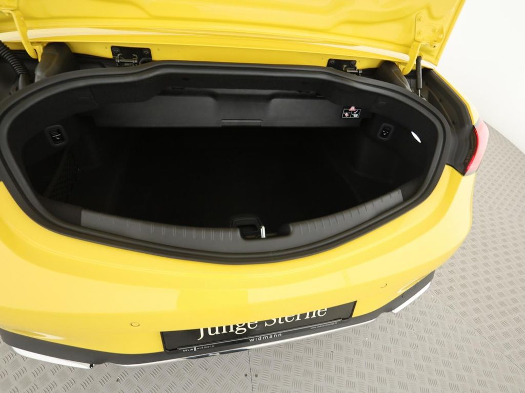 Mercedes-Benz CLE 200 2025