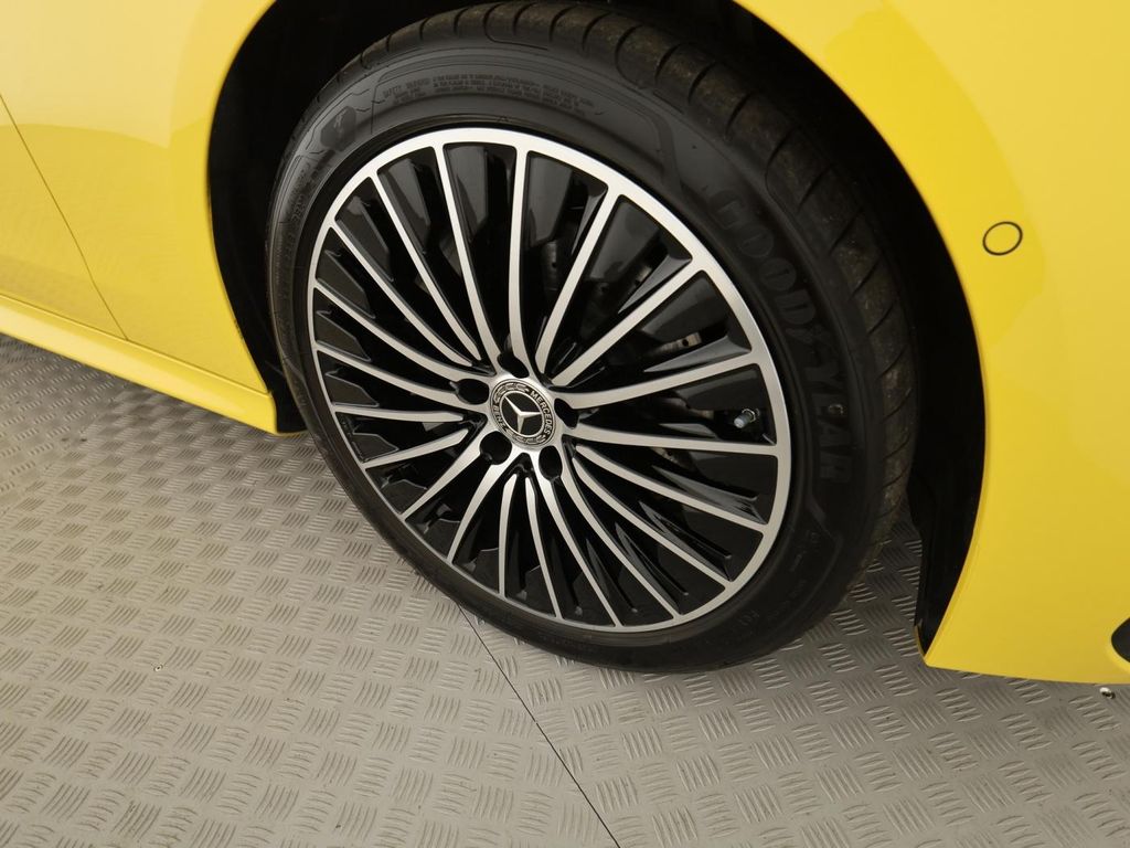 Mercedes-Benz CLE 200 2025