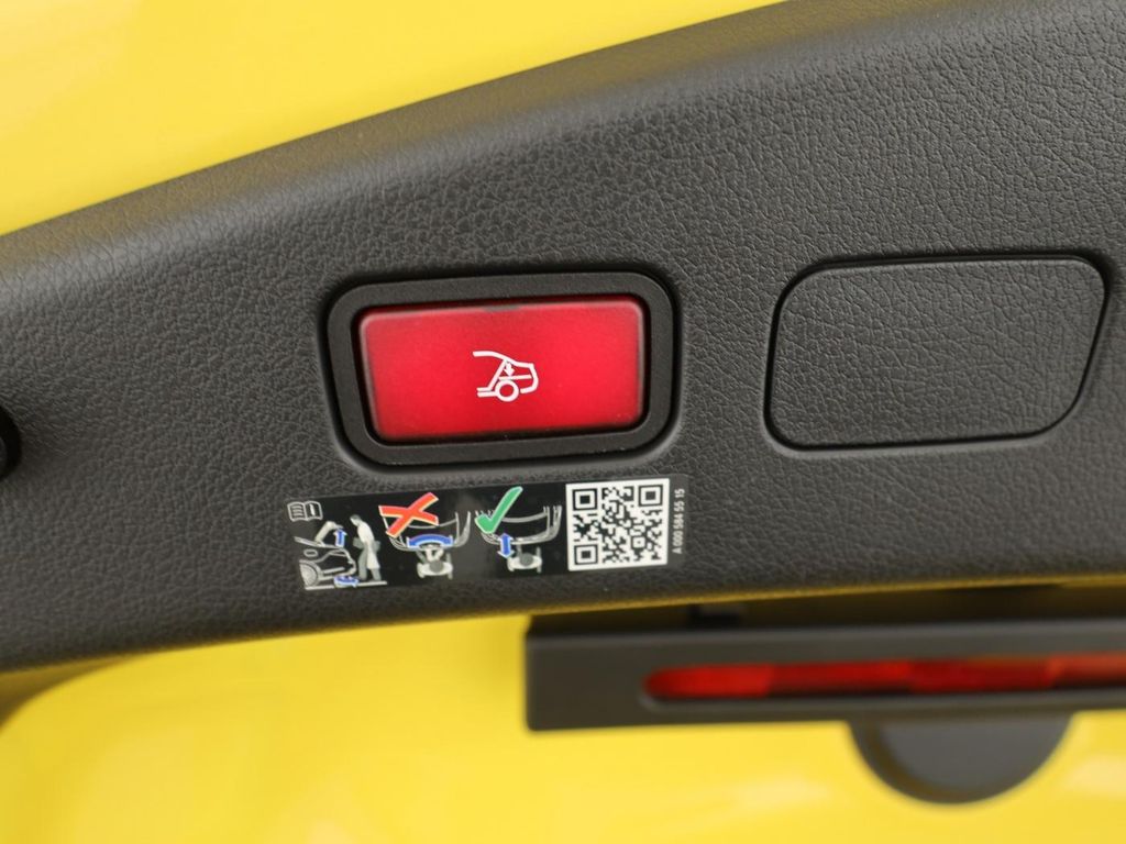 Mercedes-Benz CLE 200 2025