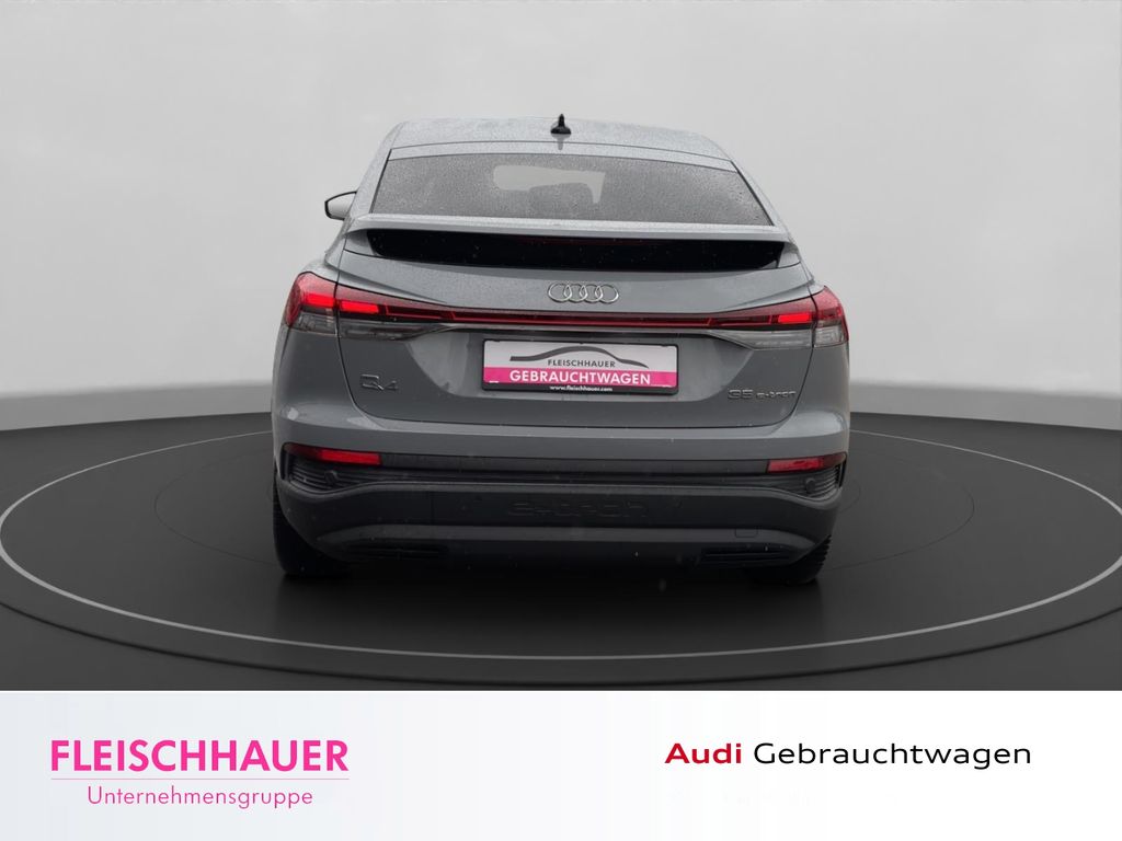 Audi Q4 2022