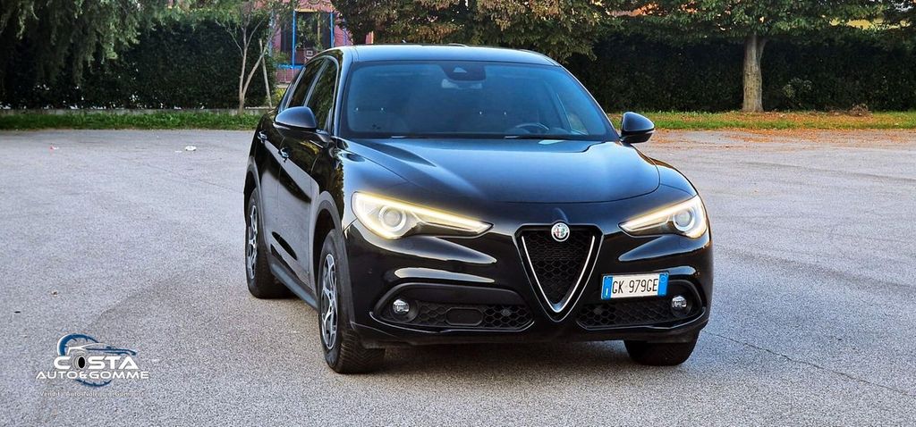Alfa Romeo Stelvio 2022
