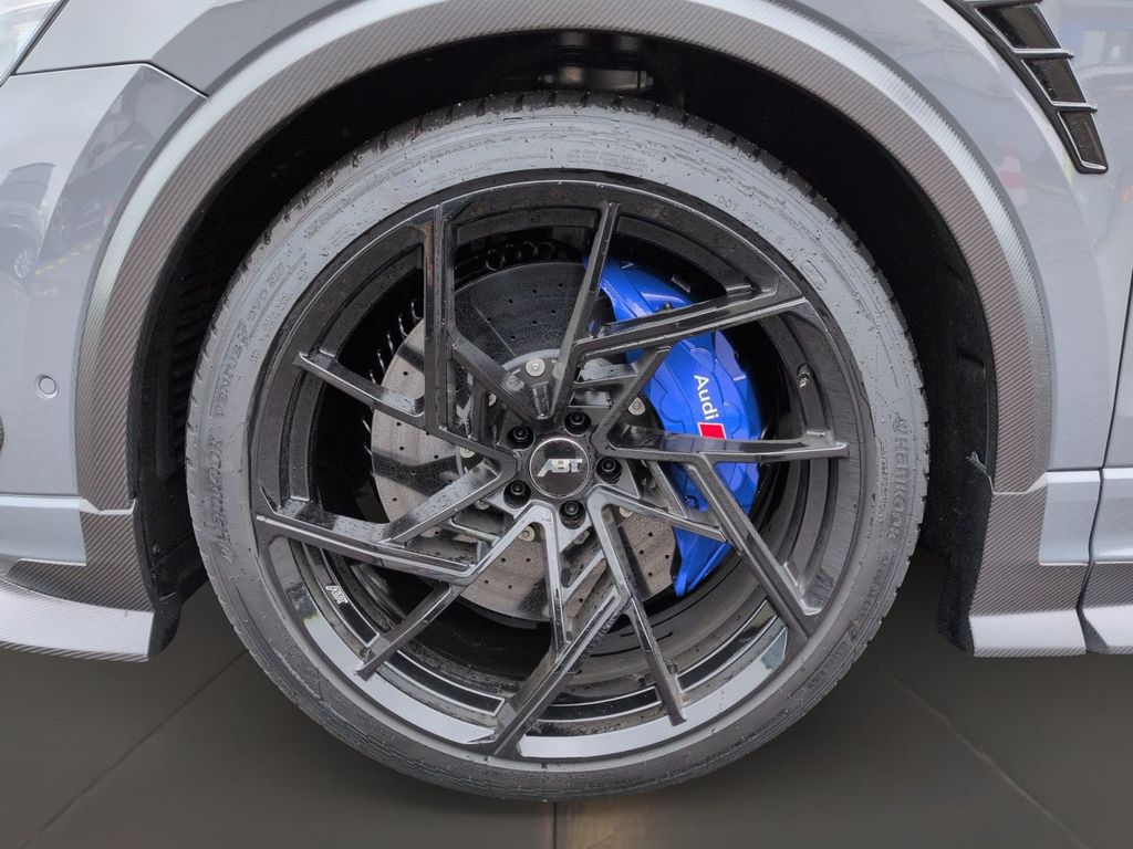 Audi RSQ8 2025