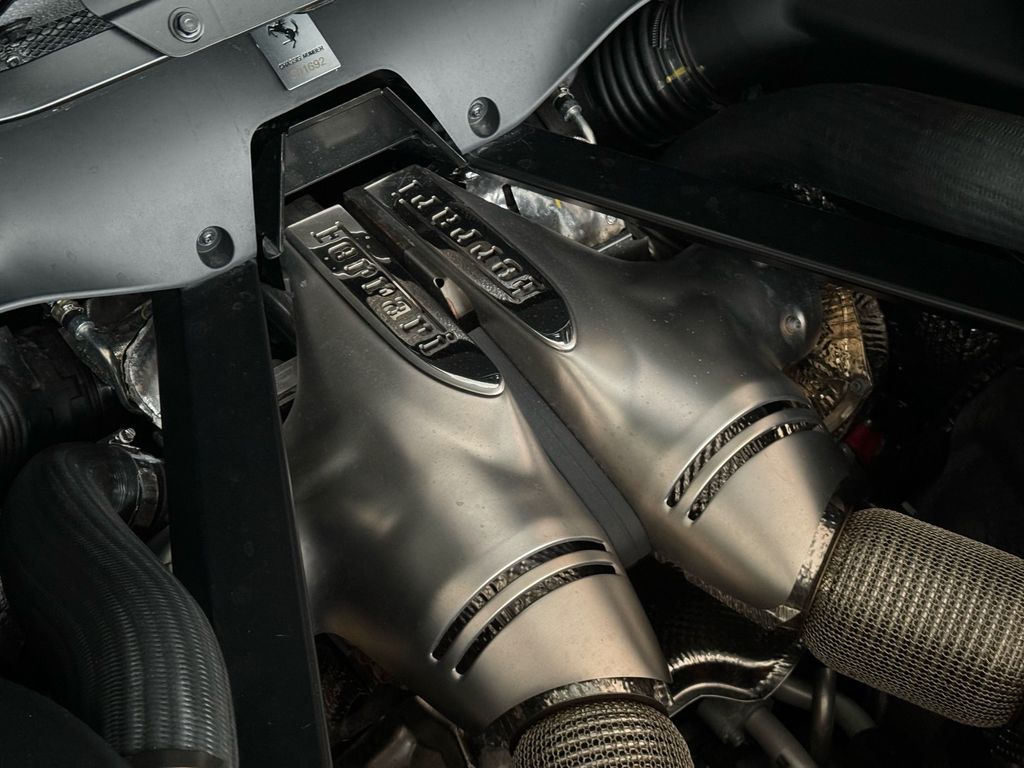 Ferrari 296 GTB 2023