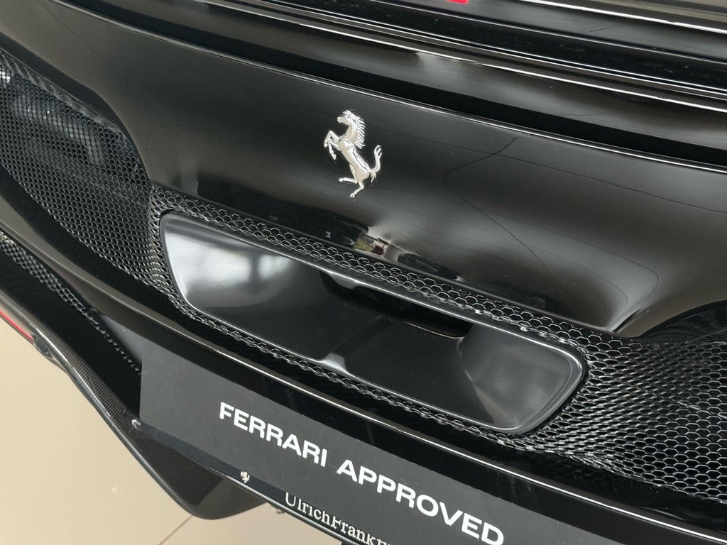 Ferrari 296 GTB 2023