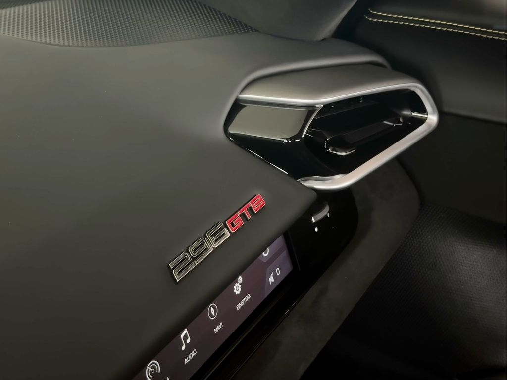 Ferrari 296 GTB 2023