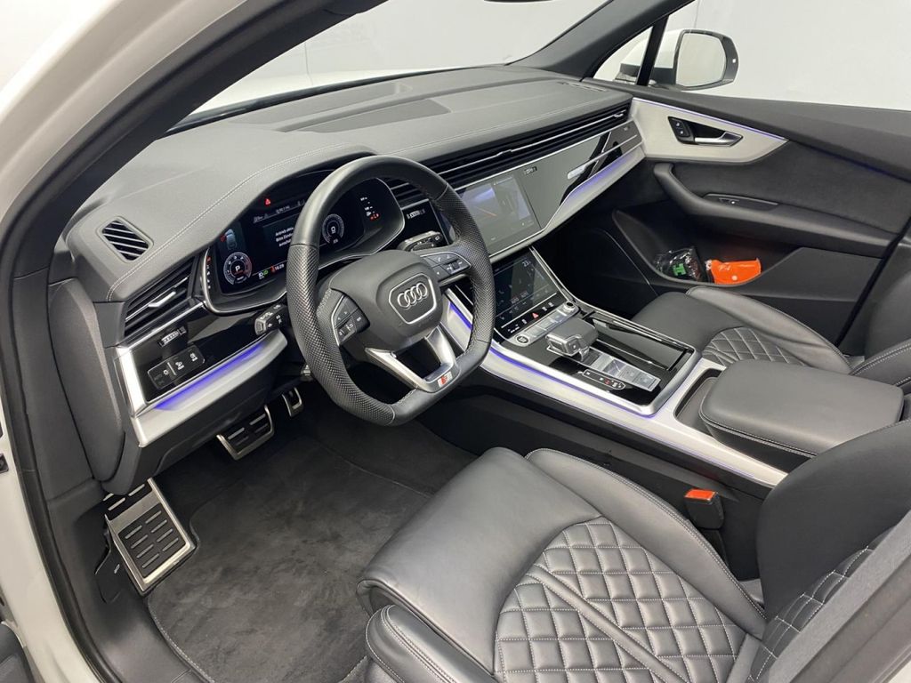 Audi Q7 2024
