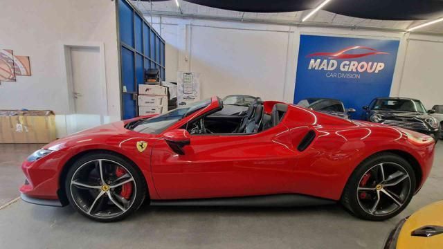 Ferrari 296 GTS 2023