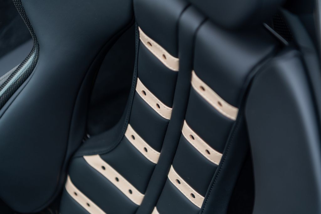 Ferrari 296 GTS 2025