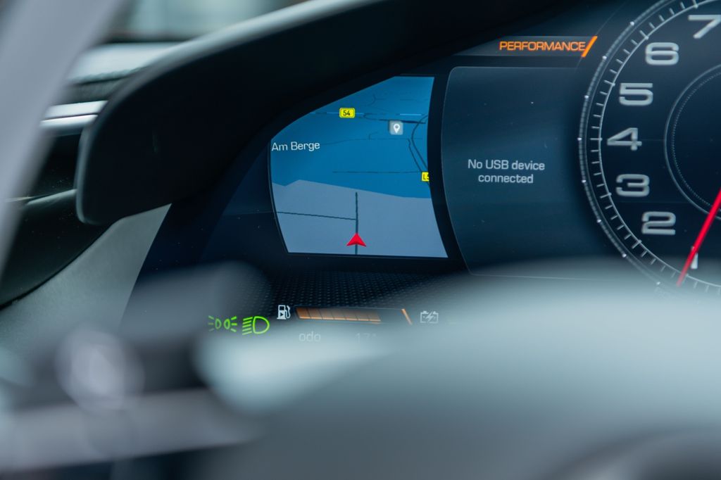 Ferrari 296 GTS 2025