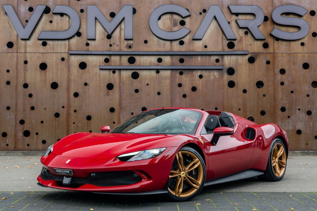 Ferrari 296 GTS 2025