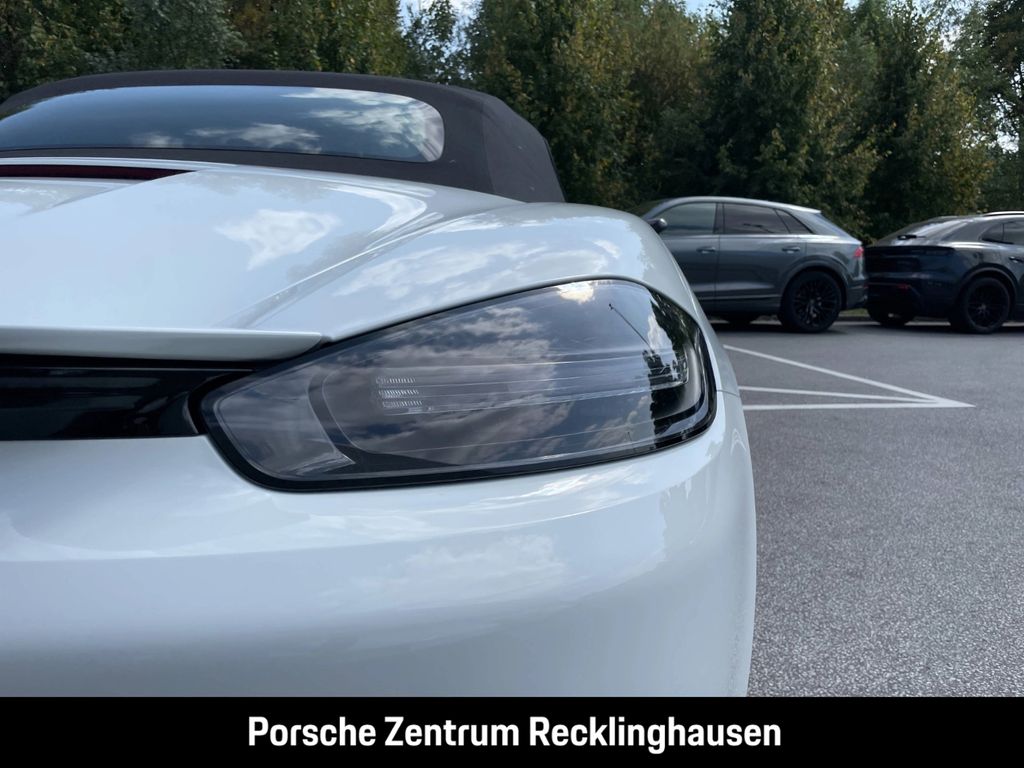 Porsche Boxster 2024