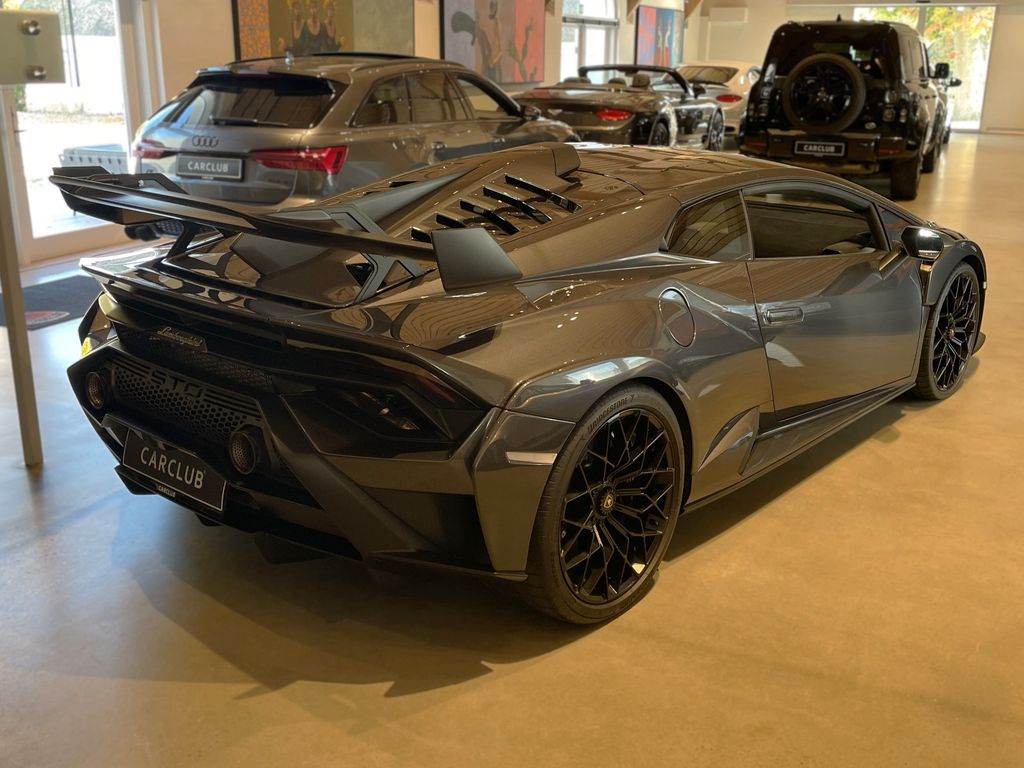 Lamborghini Huracán 2022