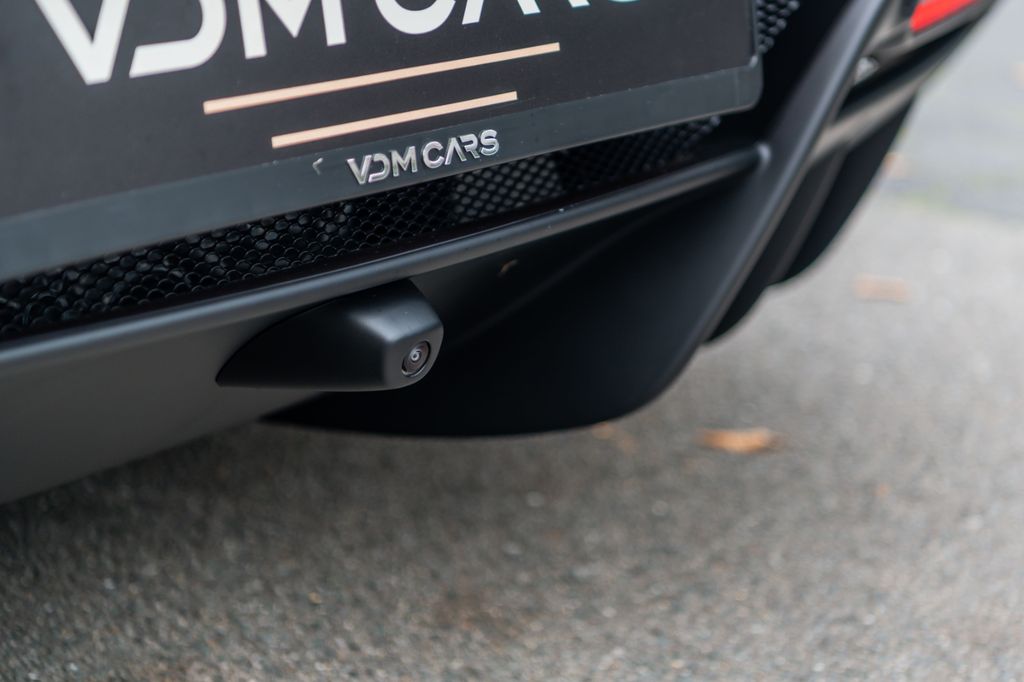 Ferrari 296 GTS 2025