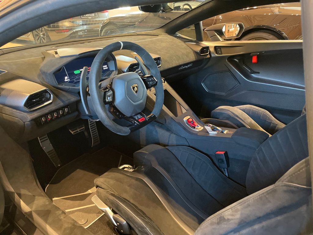 Lamborghini Huracán 2022