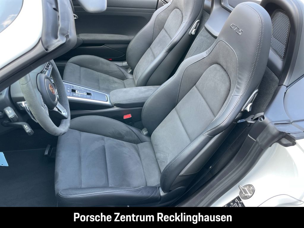 Porsche Boxster 2024