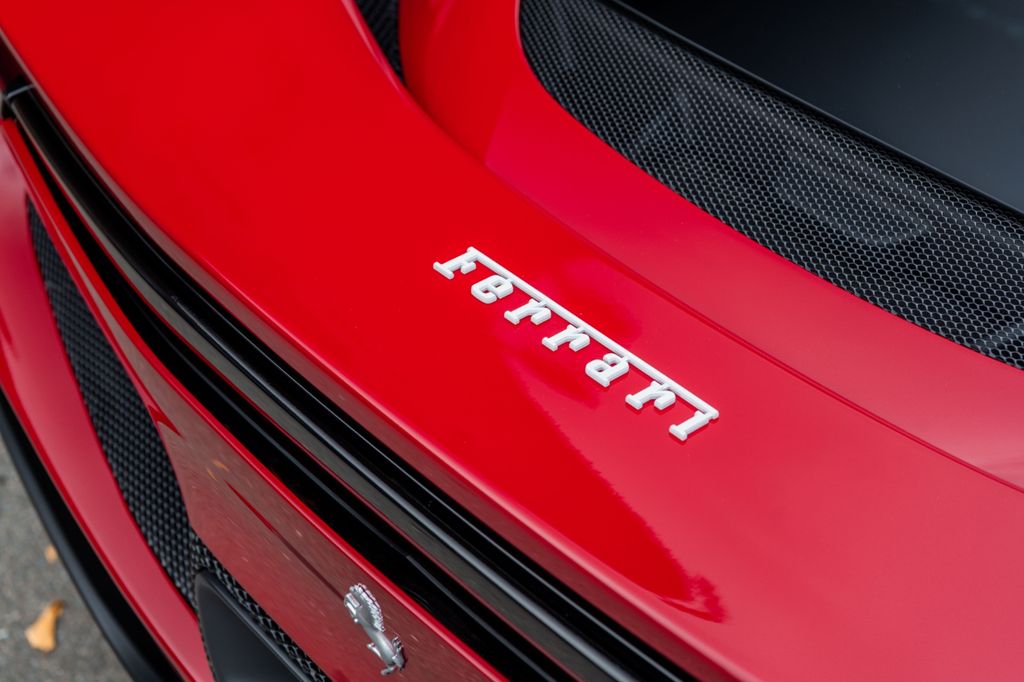 Ferrari 296 GTS 2025