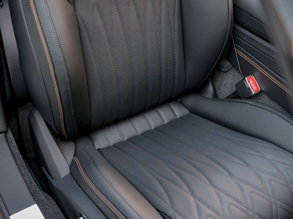 Bentley Continental GTC 2025