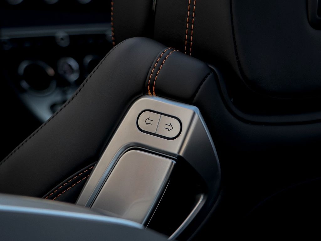 Bentley Continental GTC 2025