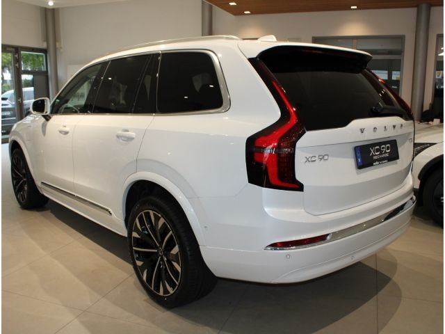 Volvo XC90 2025