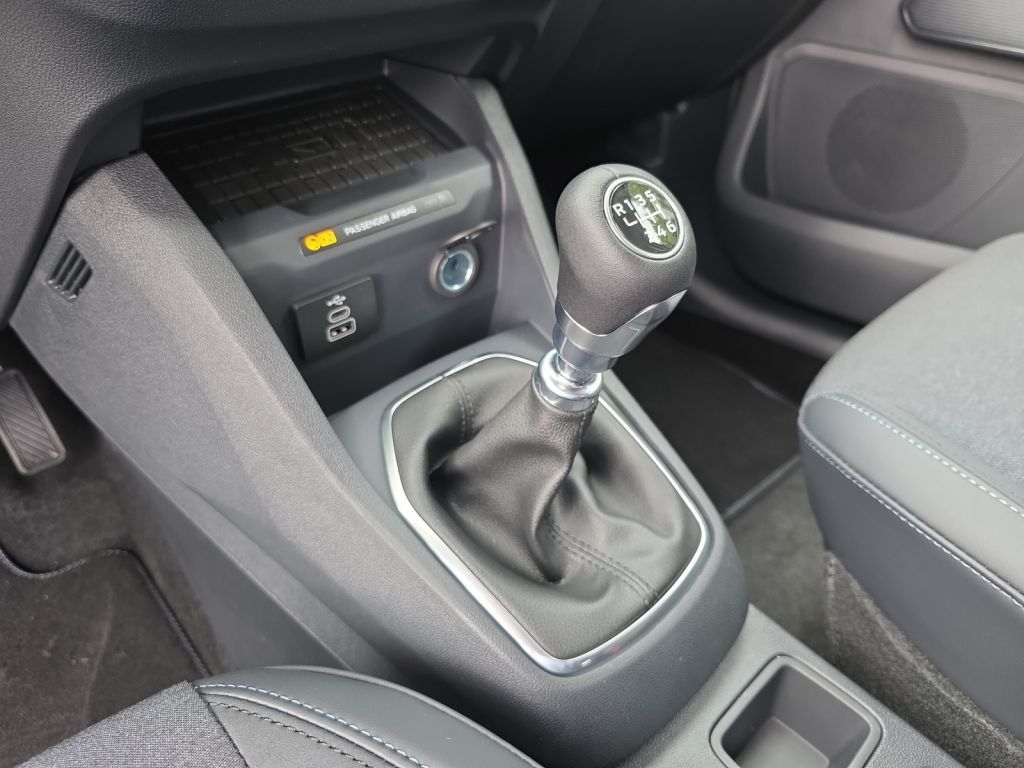 Ford Tourneo Courier 2025