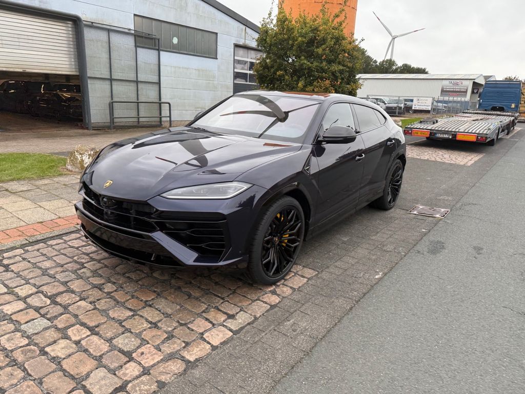 Lamborghini Urus 2025