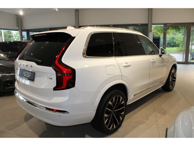Volvo XC90 2025