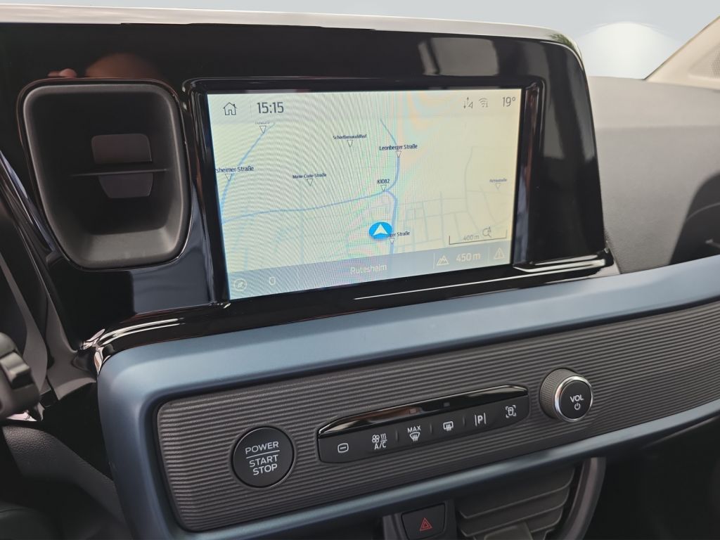 Ford Tourneo Courier 2025