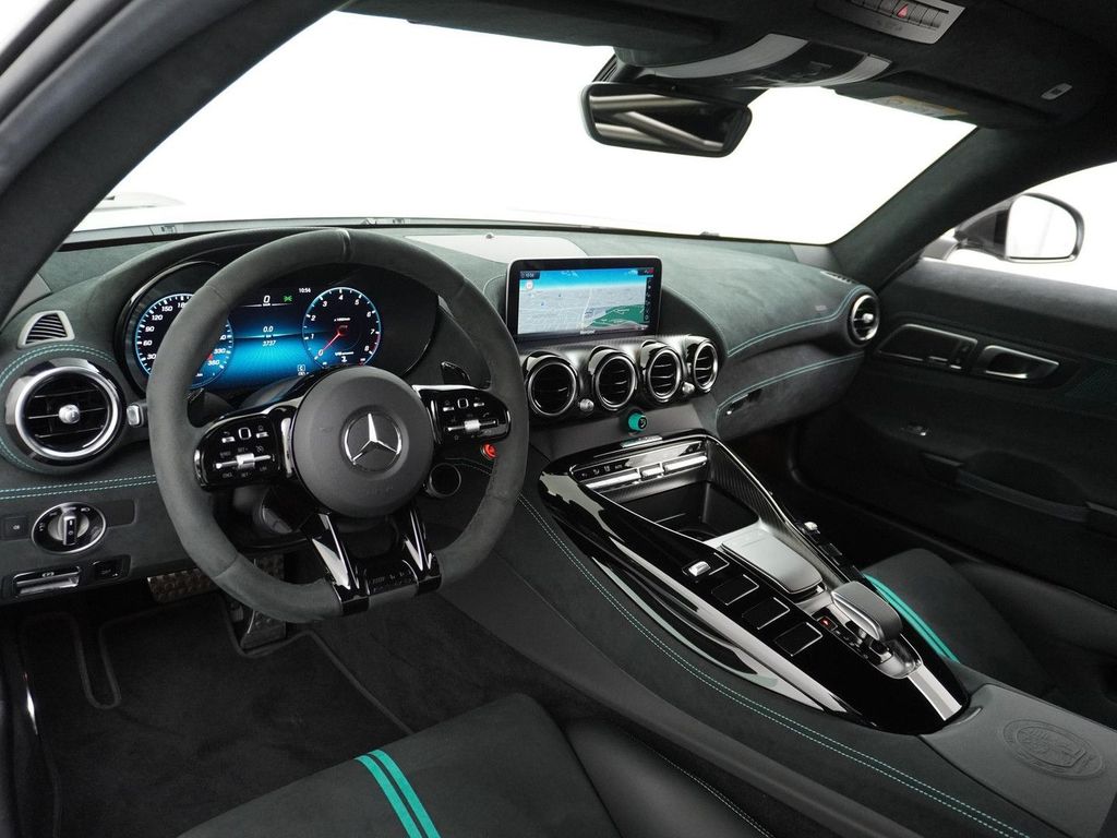 Mercedes-Benz AMG GT 2022