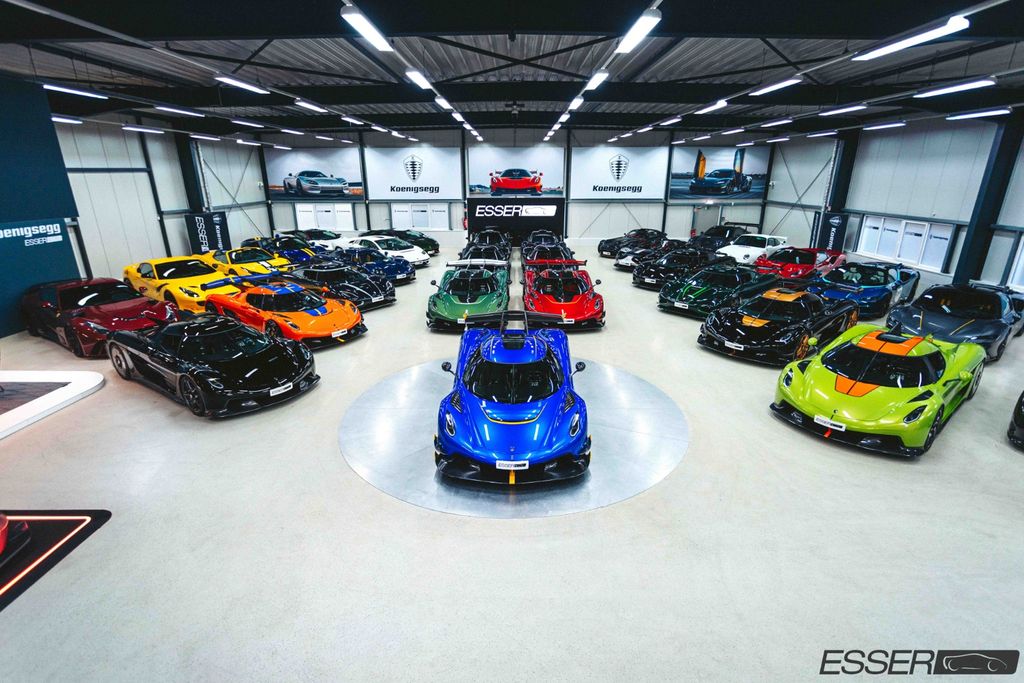 Lamborghini Revuelto 2025