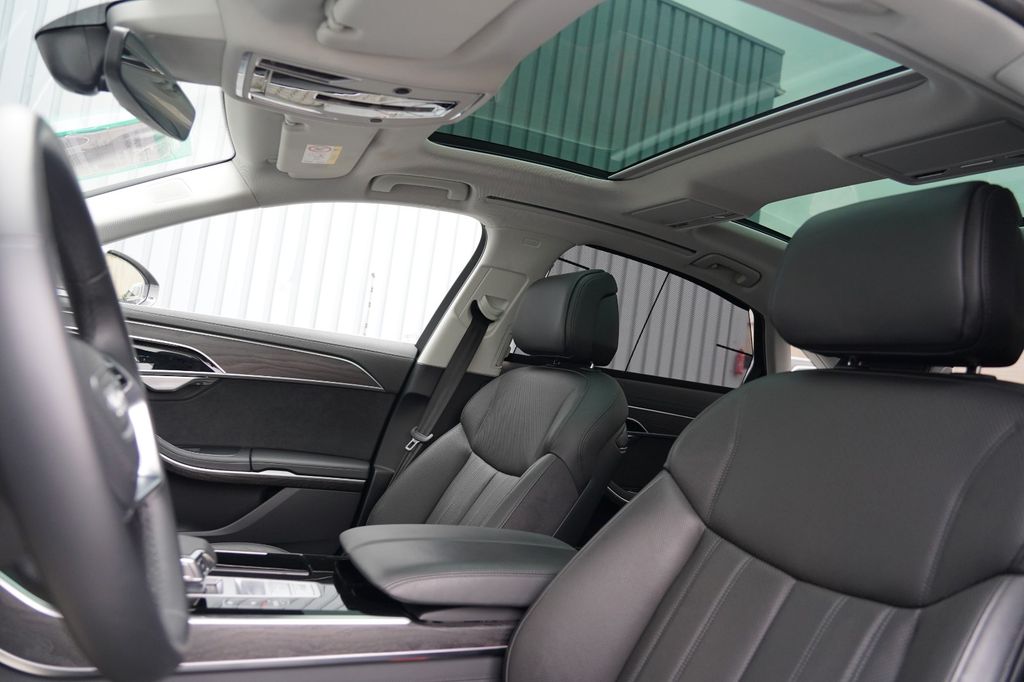 Audi A8 2022