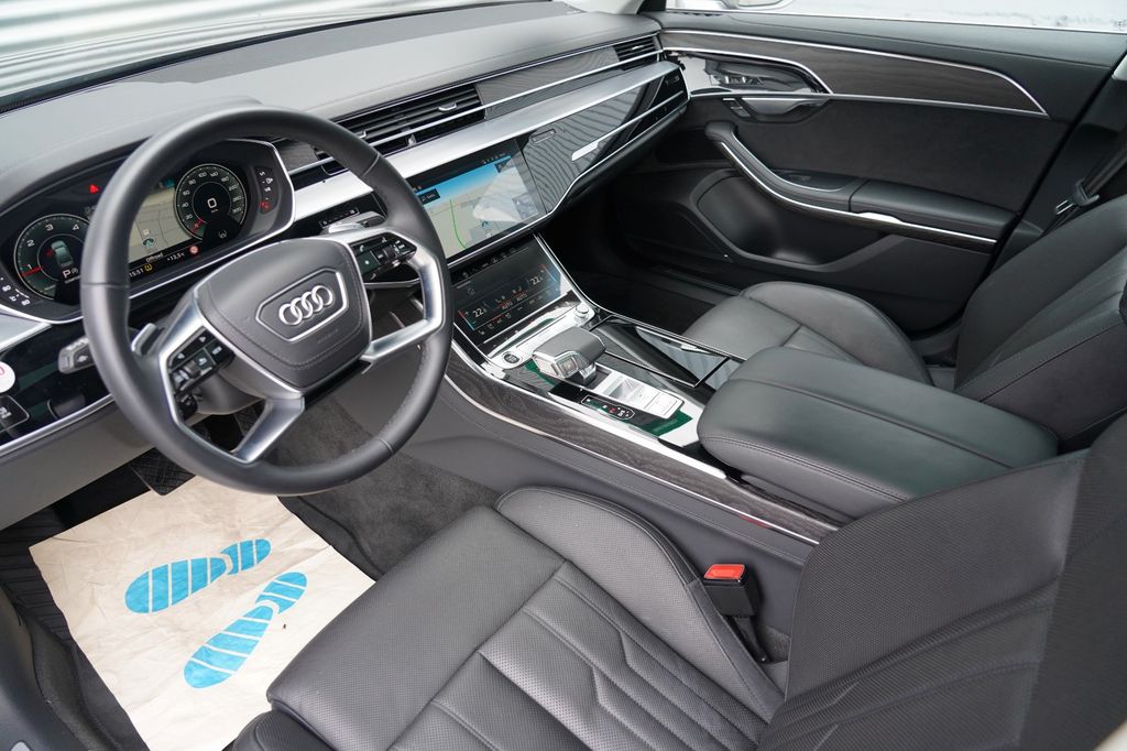 Audi A8 2022