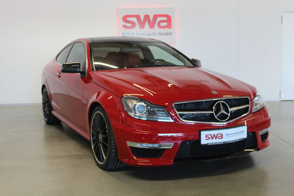 Mercedes-Benz C 63 AMG 2012