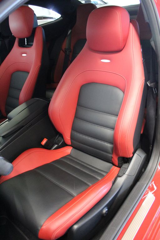 Mercedes-Benz C 63 AMG 2012