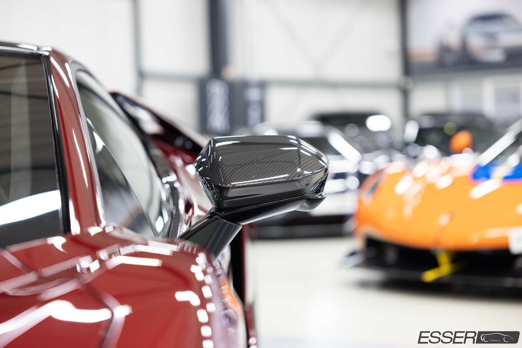 Lamborghini Revuelto 2025