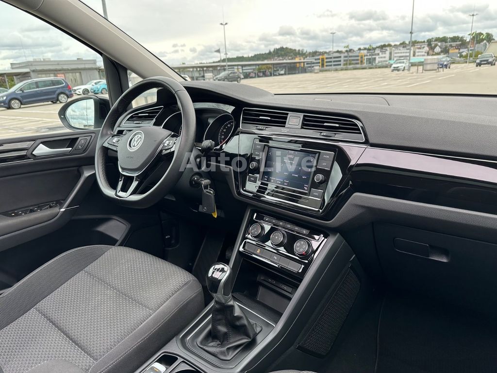 Volkswagen Touran 2021