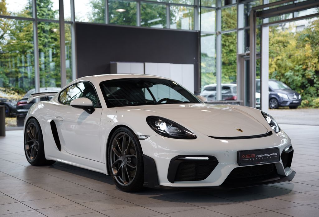 Porsche Cayman 2020