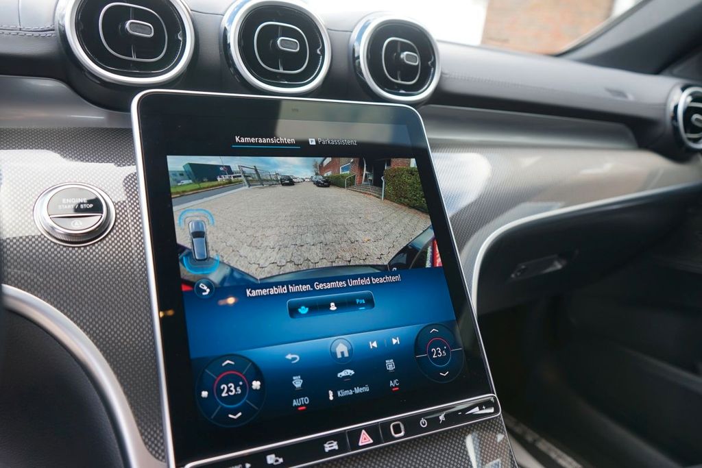 Mercedes-Benz C 300 2025