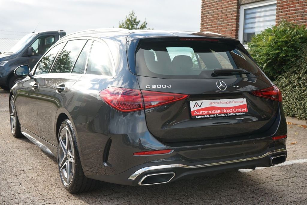 Mercedes-Benz C 300 2025