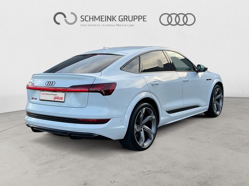Audi e-tron 2022