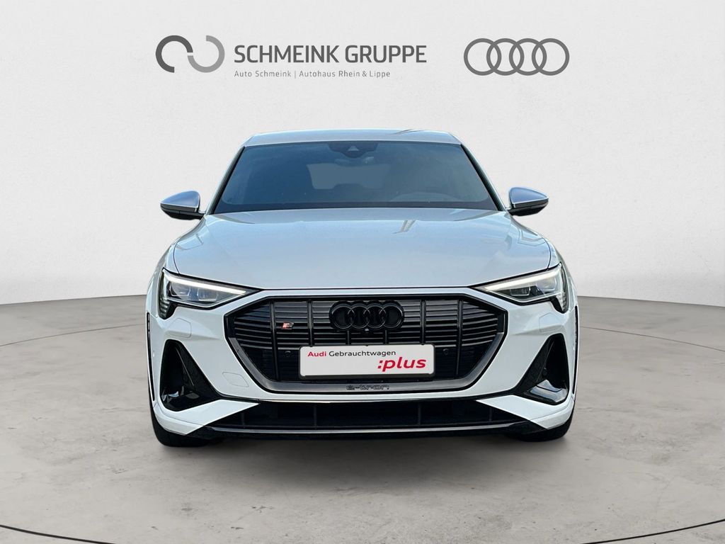 Audi e-tron 2022