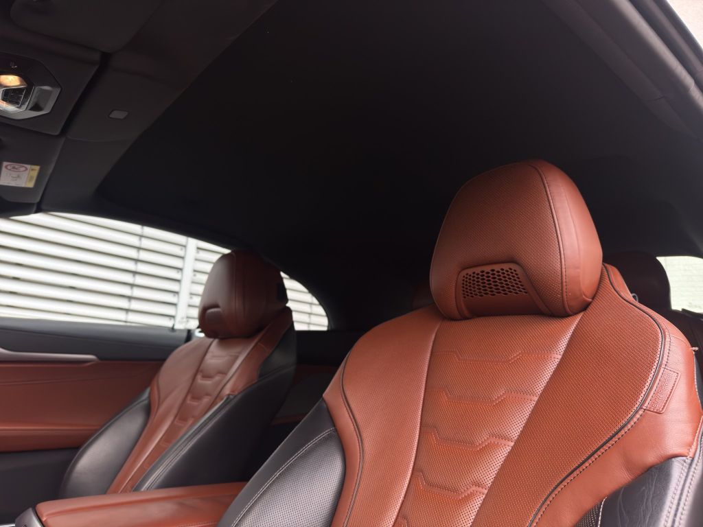 BMW M850 2022