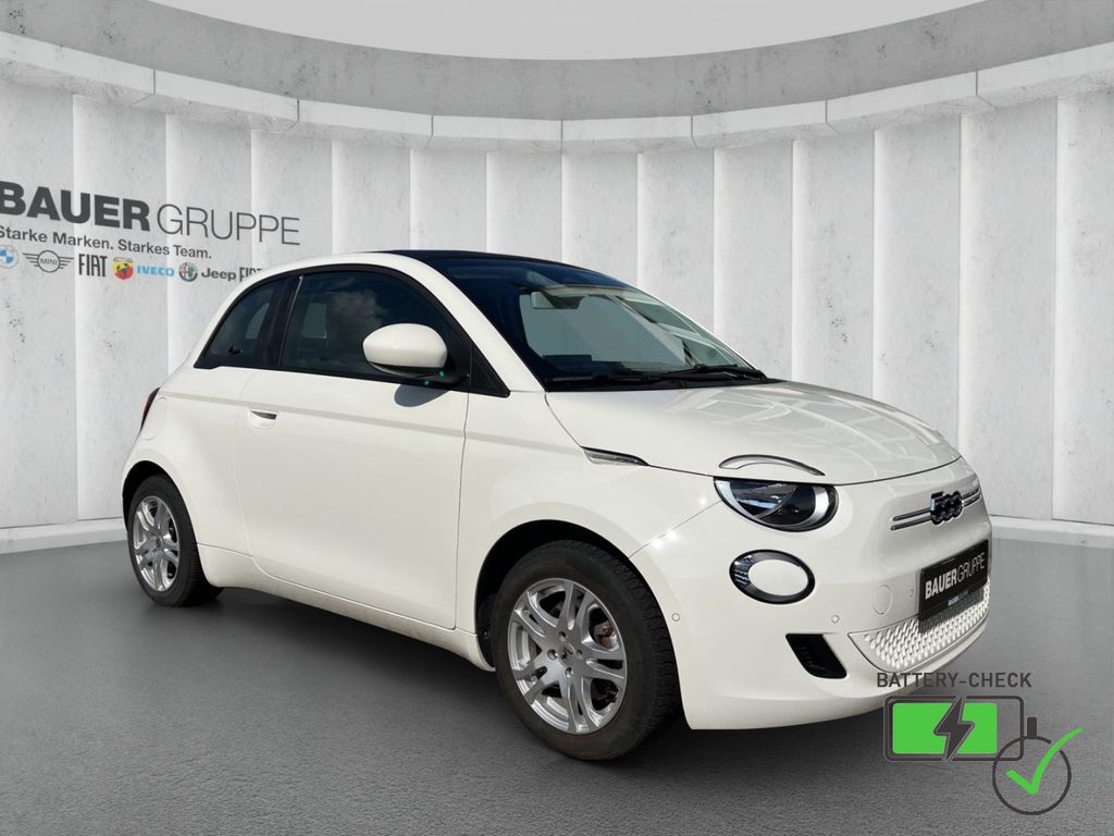 Fiat 500e 2023