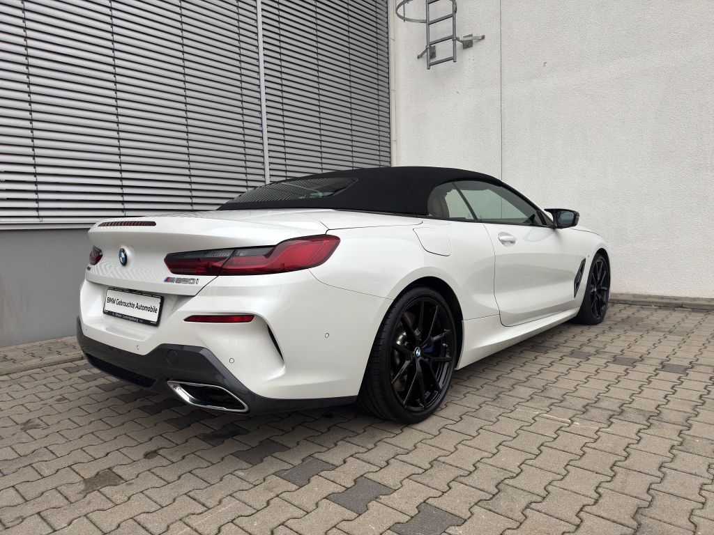 BMW M850 2022