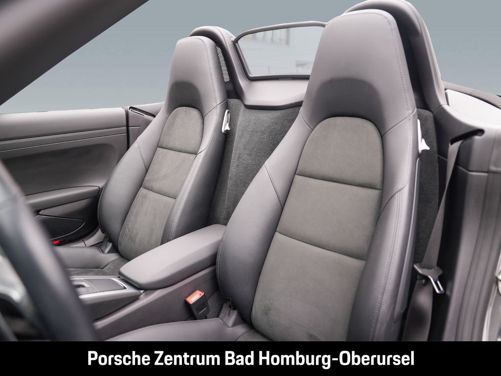 Porsche Boxster 2024