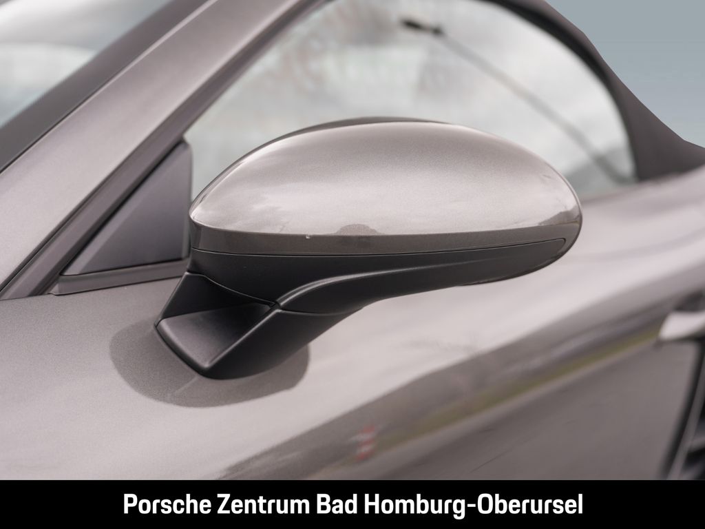 Porsche Boxster 2024