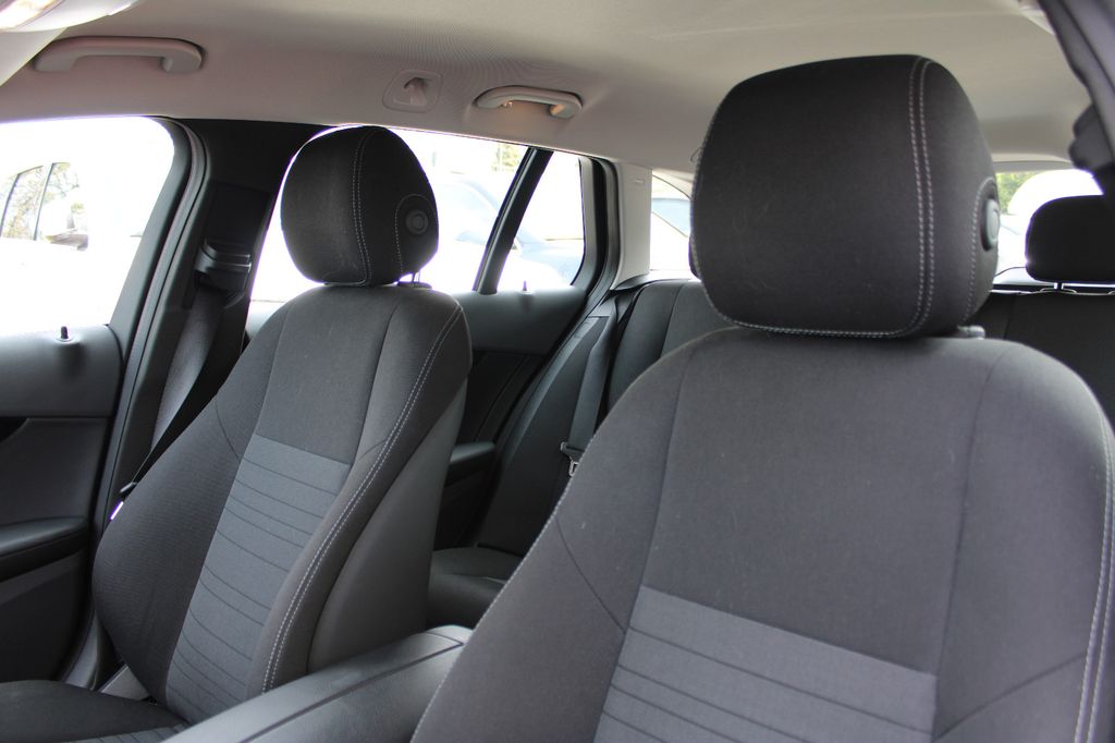 Mercedes-Benz C 300 2021